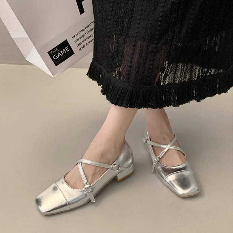 Medium Mary Jane Single 2024 Women Retro Thick Heeled Ballet Cross Buckle Shallow Soft Sole Shoes 240607