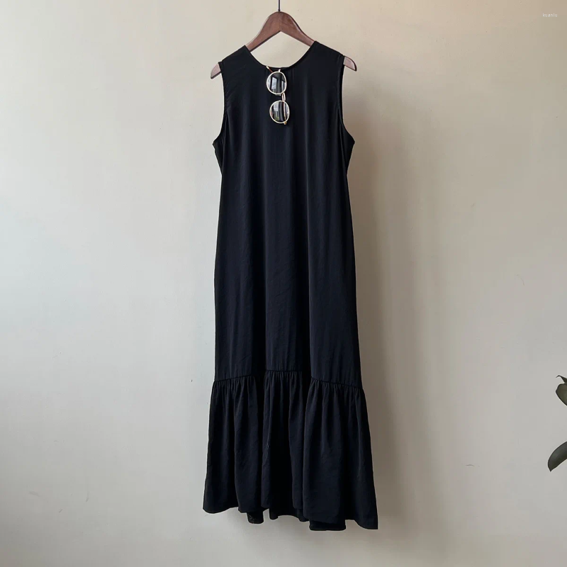 Casual Dresses Sleeveless Vest Dress Design For Summer With A Hollow Back And Long Fishtail Skirt