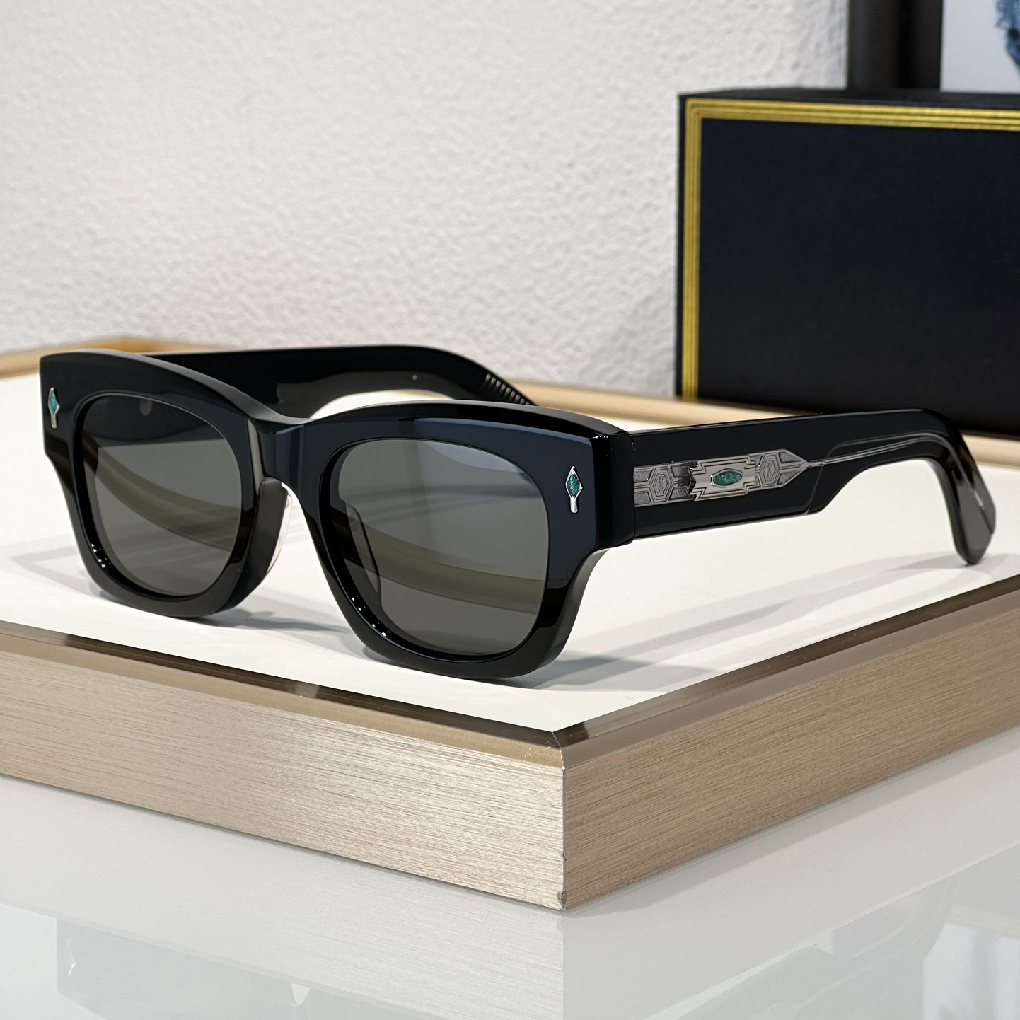 Fashion Sunglasses For Men Women ALANUI Summer Super Designer Stylish High Street Style Anti-Ultraviolet Retro Plate Acetate Full Frame Glasses Random Box