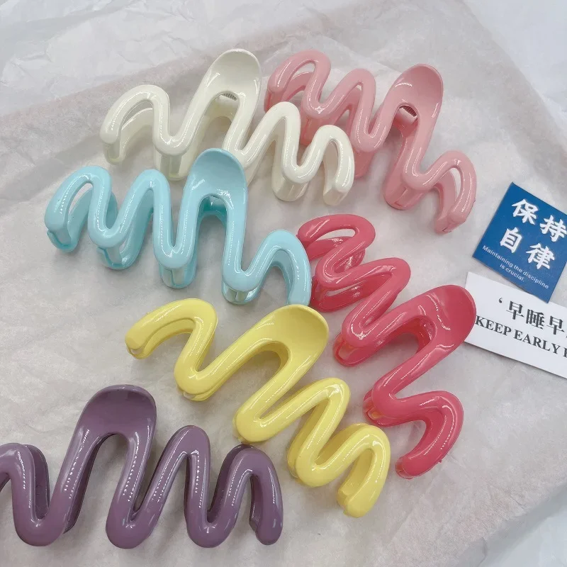 New In Colorful Color Wave Crab Hair Clip Claw For Women Girl Fashion Korean Y2k Large Hairpin Clips Claws Accessories Headdress
