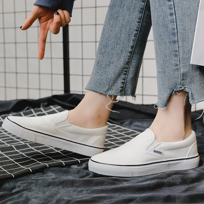 Canvas Women White Couple Slip on Flat Comfortable Casual Fashion Platform Ladies Vulcanized Shoes Zapatillas Mujer 240607