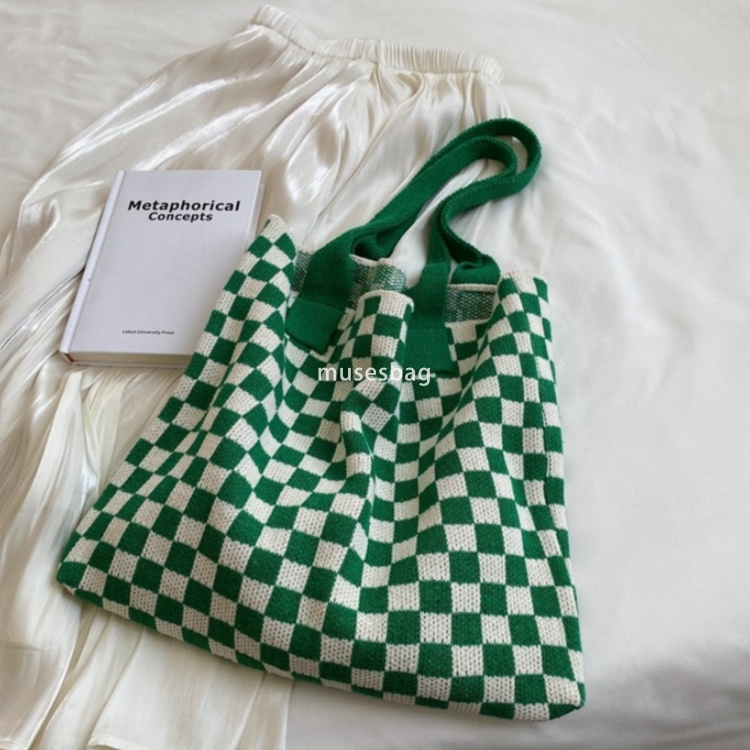 New Instagram Two tone Combination High Quality Bag Knitted Bag Fashionable Shoulder Bag Black and White Checkered Bag Large Capacity Tote Bag Retro