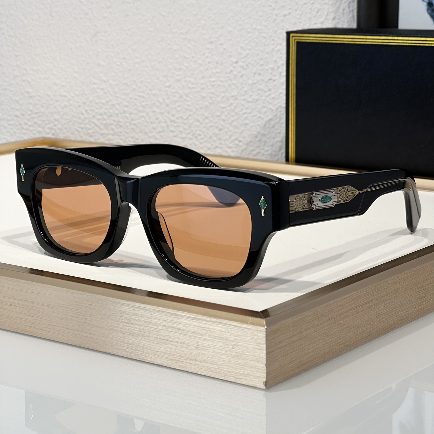 Fashion Sunglasses For Men Women ALANUI Summer Super Designer Stylish High Street Style Anti-Ultraviolet Retro Plate Acetate Full Frame Glasses Random Box