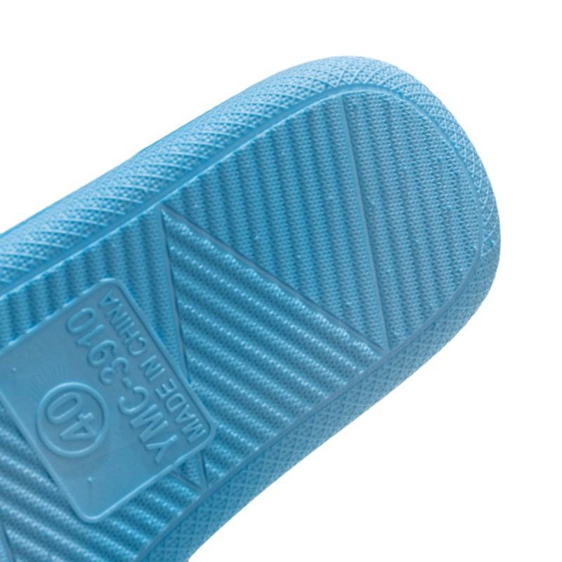 Summer Thick 2024 Couple Soft Bottom Hole Injection Shoes Womens Headband Breathable Purple Fashion Cover Toe Cool Slippers Free of Shipping Lhshoe