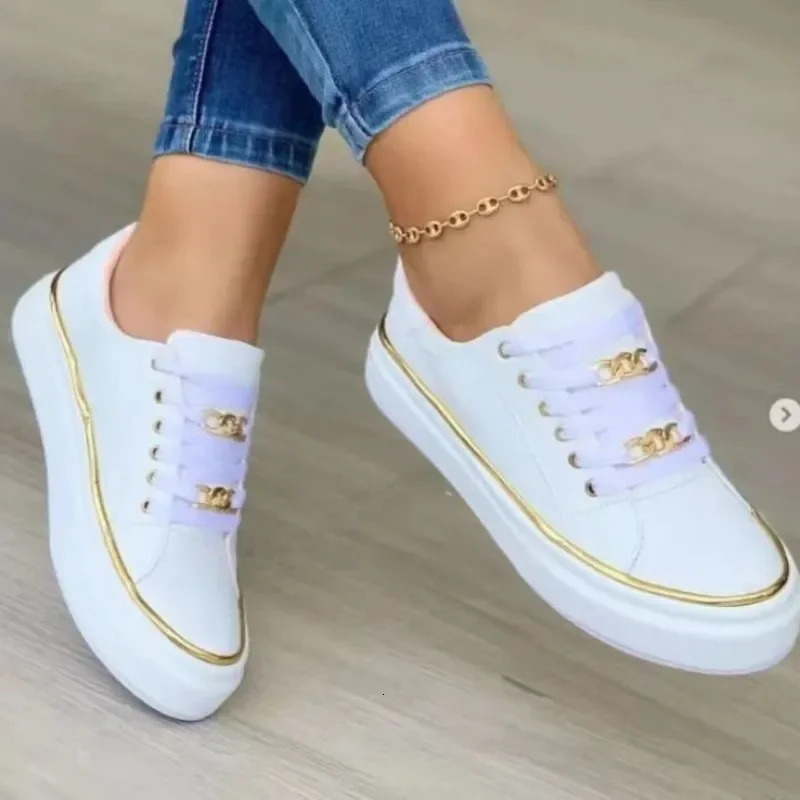 Lace-Up Walking Ladies Vulcanize Shoes Women Sneakers Fashion Chain Leather Round Head Platform Sports Shoes Zapatos Mujer 240607