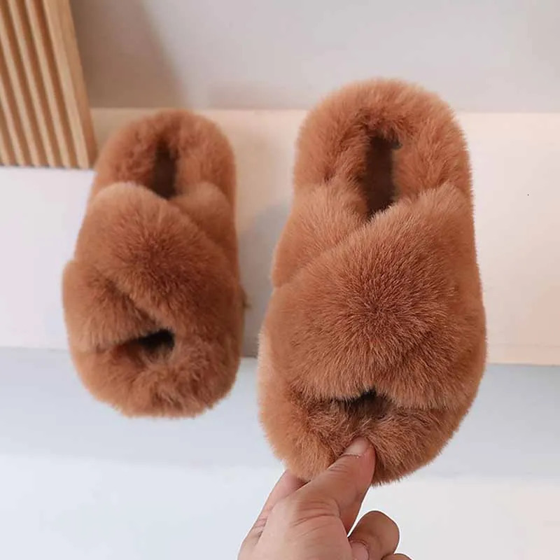 Childrens Home Slide Girl Winter Warm and Comfortable Velvet Shoes Home Fur Cute Flip Childrens Shoes Slide Indoor Slide 240516