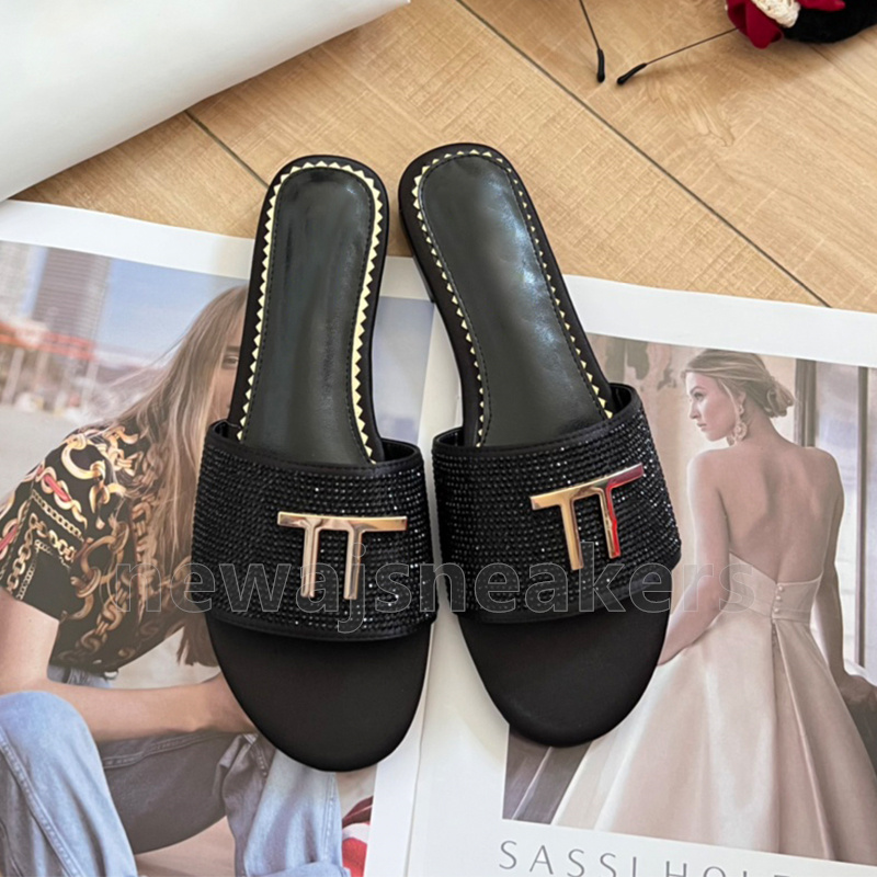 2024 Women Designer Sandals Metallic Gold Leather Slippers Women's Shoes Flat Room Slipper Turquoise Satin Black Fuia Summer Fashion Sliders