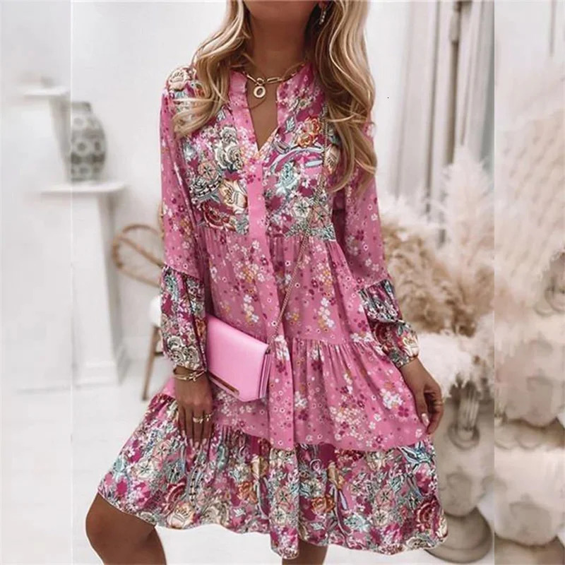 Sweet Style Multi-layer Patchwork Hem Dress Women V Neck Pullover Flared Sleeves Dresses Female Casual Bohemian Print Midi Gown 240529