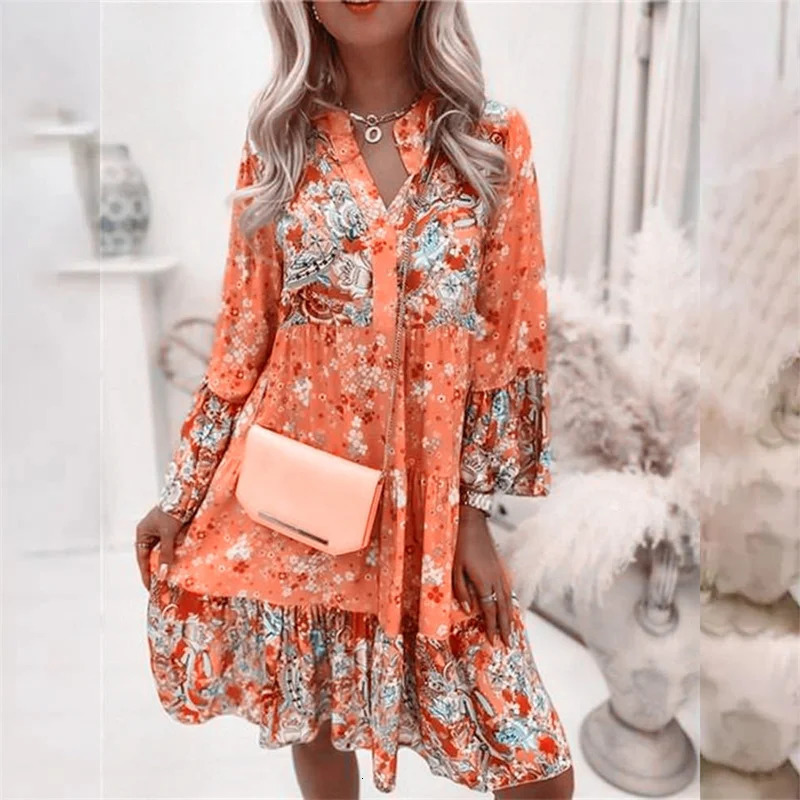 Sweet Style Multi-layer Patchwork Hem Dress Women V Neck Pullover Flared Sleeves Dresses Female Casual Bohemian Print Midi Gown 240529