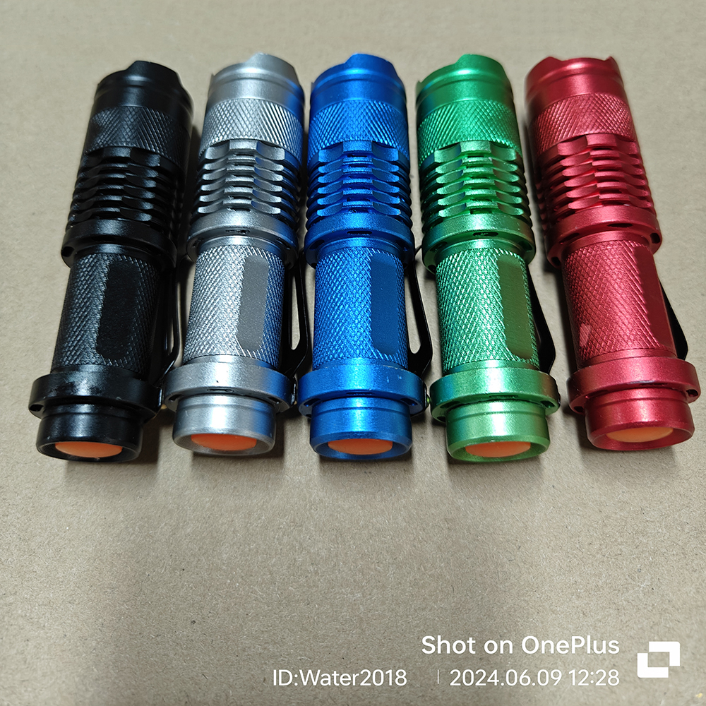 7W 300LM SK-68 3Modes Mini Q5 LED Flashlight Torch Tactical Lamp Adjustable Focus Zoomable Light 5 Colors