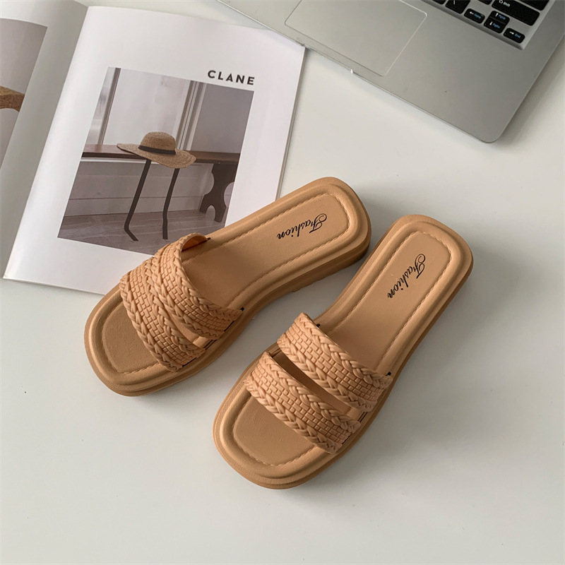 Fashion Flat Heel Slipper Summer Sandal Woman Shoes Outdoor Flip Flops Beach Sandales