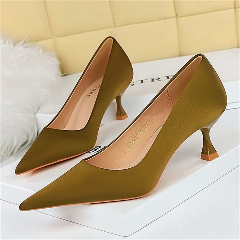 for YY 300+ Plus Size 34 43 Fashion Women 5.5cm High Quality Pumps Lady Silk Medium Low Heels Fetish Nightclub Mom Office Prom Shoes 240607