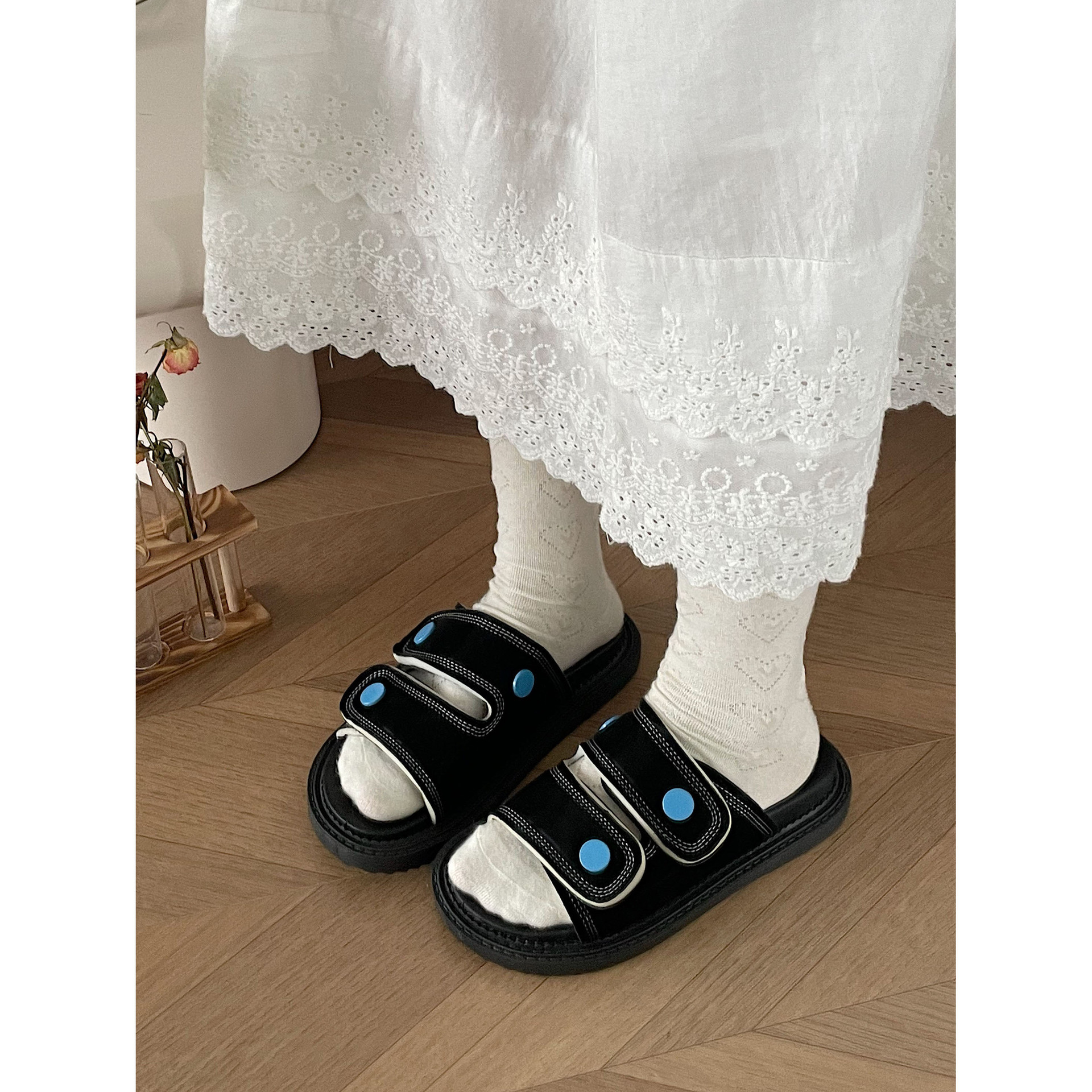 Casual Sandals Women Thick Sole Soft Slippers Beach Slipper Students Summer Sandal Shoes Black Beige