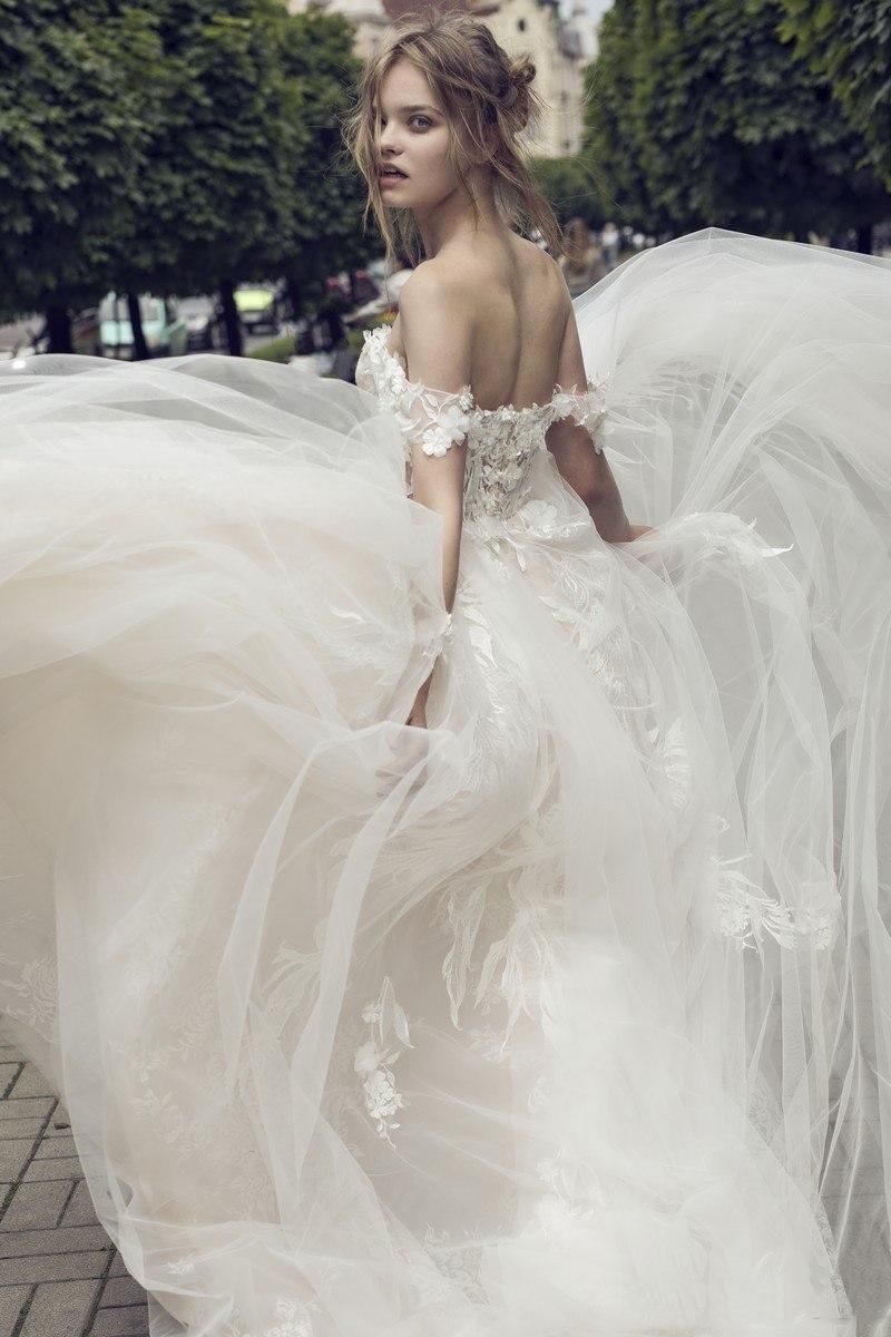 A-Line Long Beach Wedding Dresses 3D Floral Lace Appliques Ivory Tulle Off The Shoulder A-Line Boho Wedding Gowns Sweetheart Summer Vestido De Novia 2