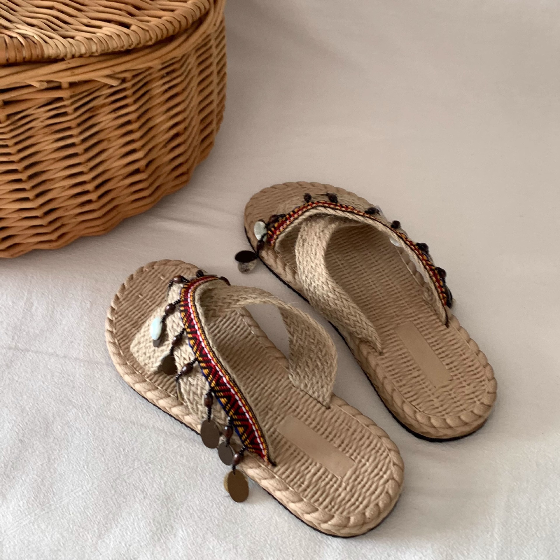Ethnic Style Women's Slippers Outdoor Beach Flip-ps | 2024 Collection ee10