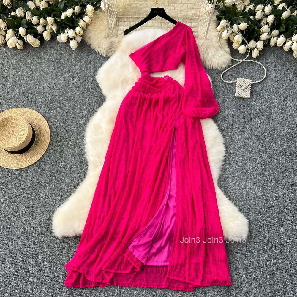 Royal Sister Goddess Style High end Dress Sexy Mind Machine Hollow out Diagonal Collar Off the Shoulder Split Waist French Holiday Dress