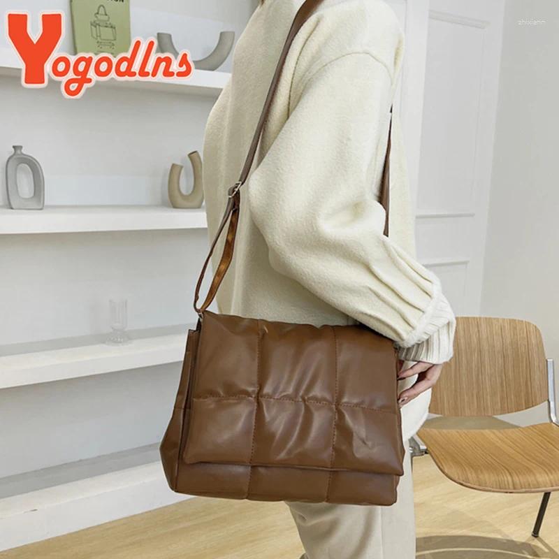 2025 NEW Shoulder Bags Vintage Embroidered Plaid Bag Female Soft Leather Crossbody Flap Messenger Designer Armpit Handbag zhanyishengli