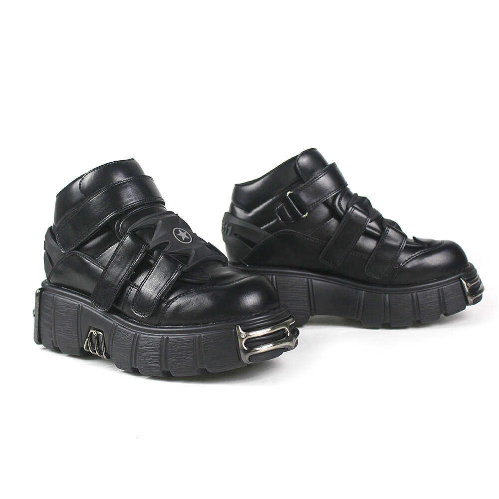 Retro Rock Boots Both Men And 2023 New Dark Punk Leather Metal Niche Low Top Platform Shoes For Women