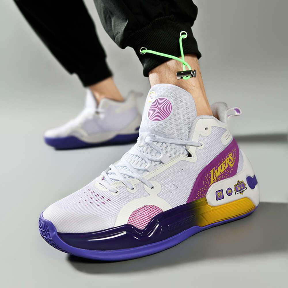 Factory latest design good quality solid sole sneaker high cut basketball shoes