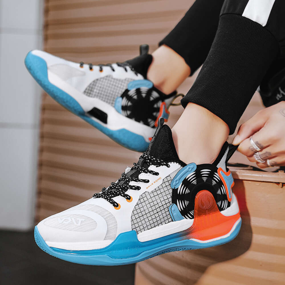 Wholesale Outdoor Shock Absorbing Actual Basketball Shoes