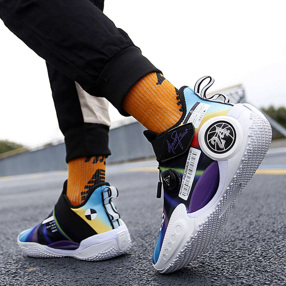 Hot sales High Top Anti-slip breathable Outdoor Basketball Shoes For Men