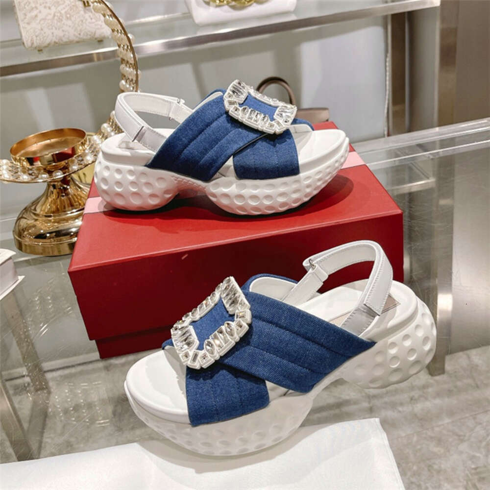 Diamond Buckle Decorative Women's Round Toe Increase Thick Bottom Waterproof Table Design Fashion Party Sandals