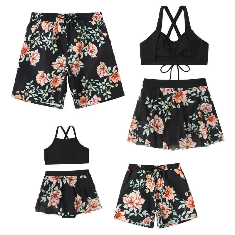 Family Matching Beach Swimwear Mother Daughter Father Son Swimwear Swim Trunks Mom Girls Bikini Swimsuit Dad Boys Family Clothes 240531
