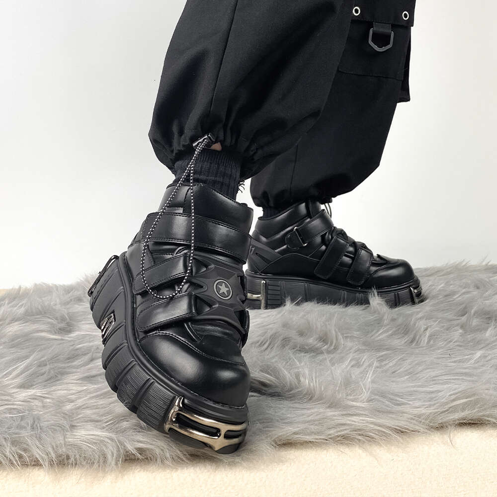 Retro Rock Boots Both Men And 2023 New Dark Punk Leather Metal Niche Low Top Platform Shoes For Women