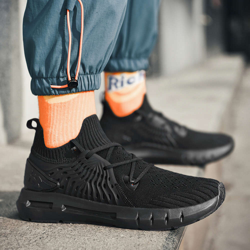 Fashion breathable ultra-lightweight casual sports outdoor men's and women's running shoes