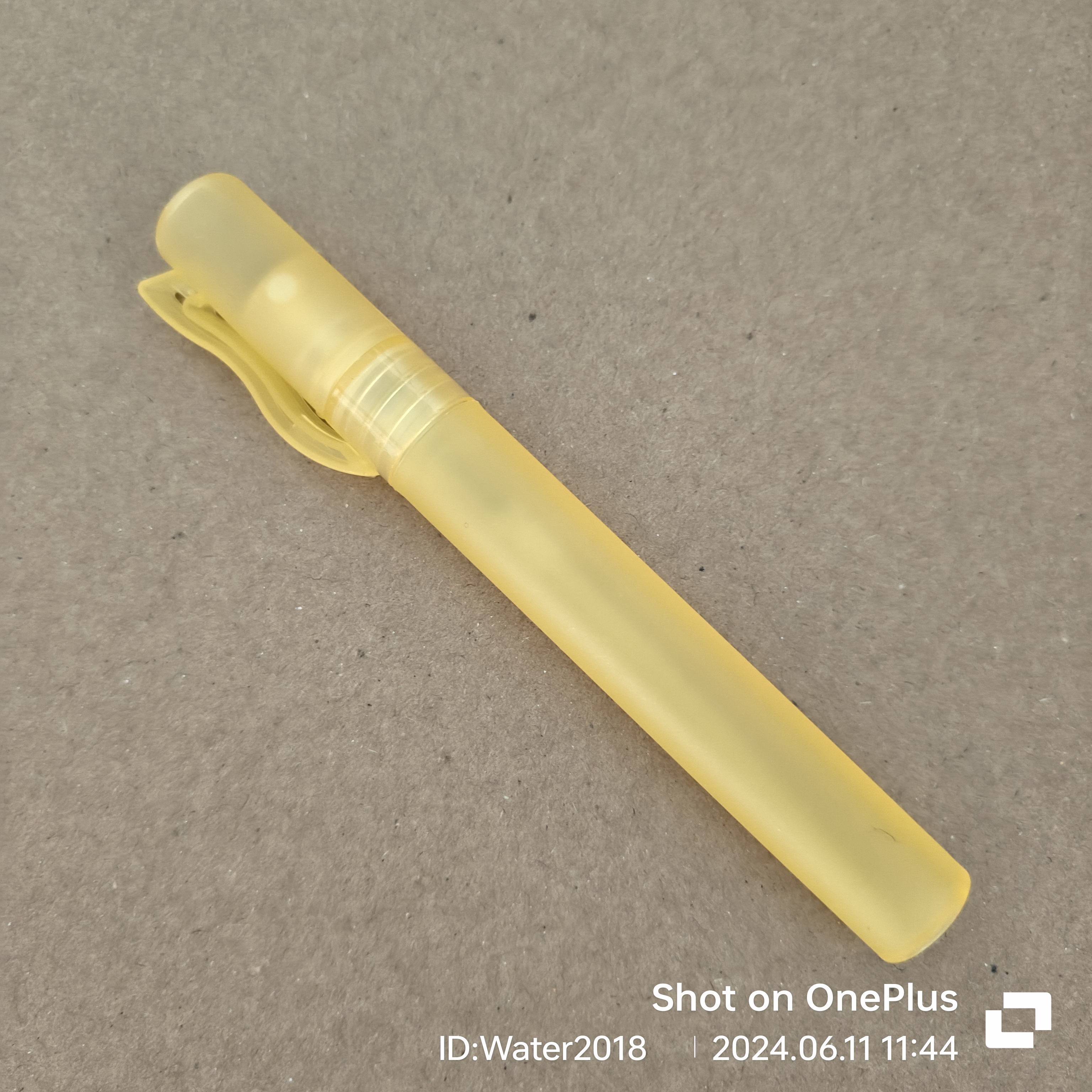 10ML Mini Pen Perfume Bottle Spray Bottles Sample Small Empty Containers Fragrances Atomizer Refillable Bottlees