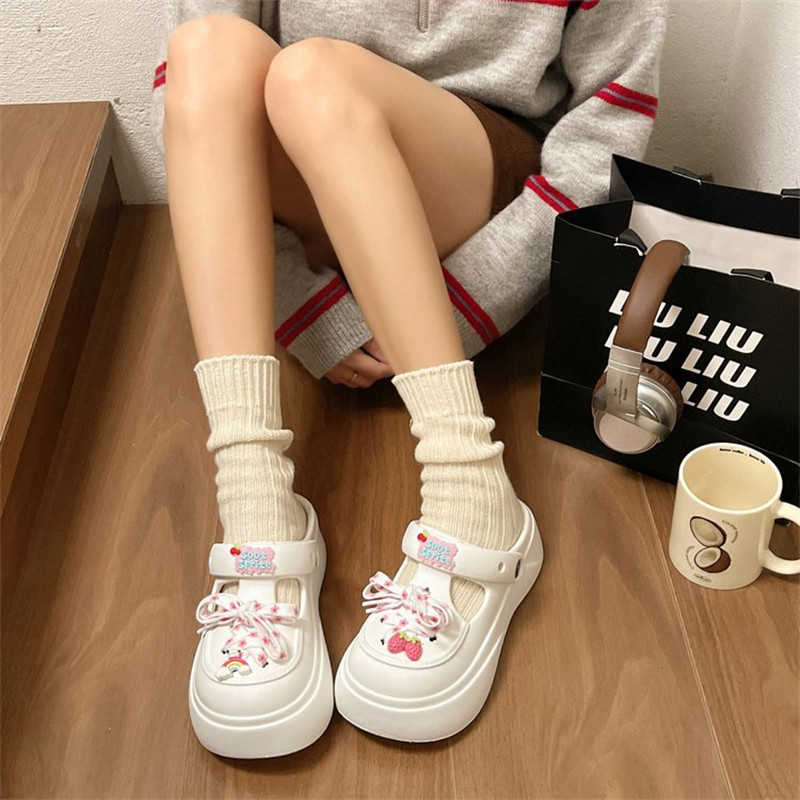 New slip Anti Summer 2024 Cartoon Tall Matsu Cake Baotou Beach Cool Slippers Wearing Thick Sole Hole Shoes for Women Free Shipping Lhshoe