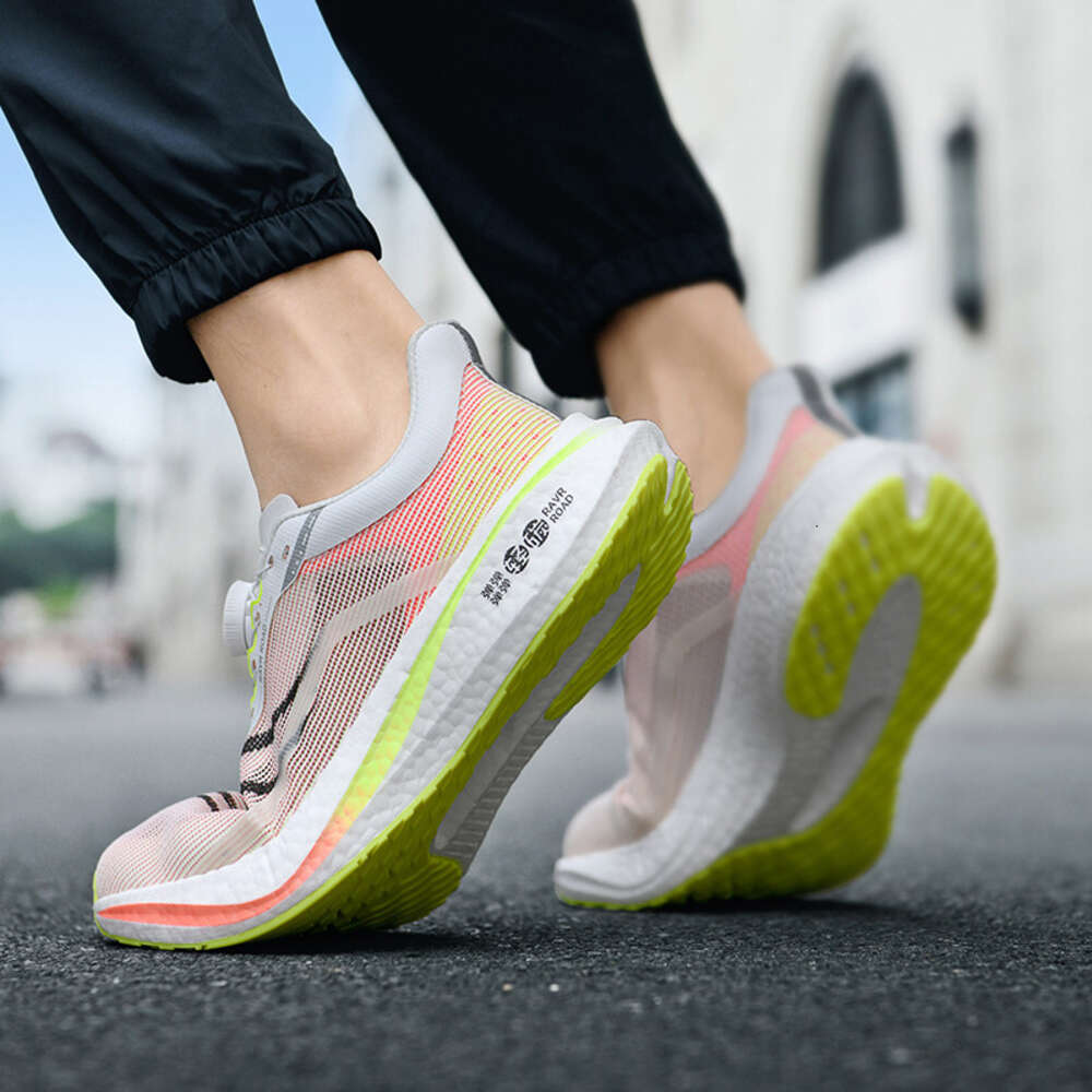 Wholesale New Styles Men Gym Fiess Fashion Sneakers Breathable Mesh Running Shoes