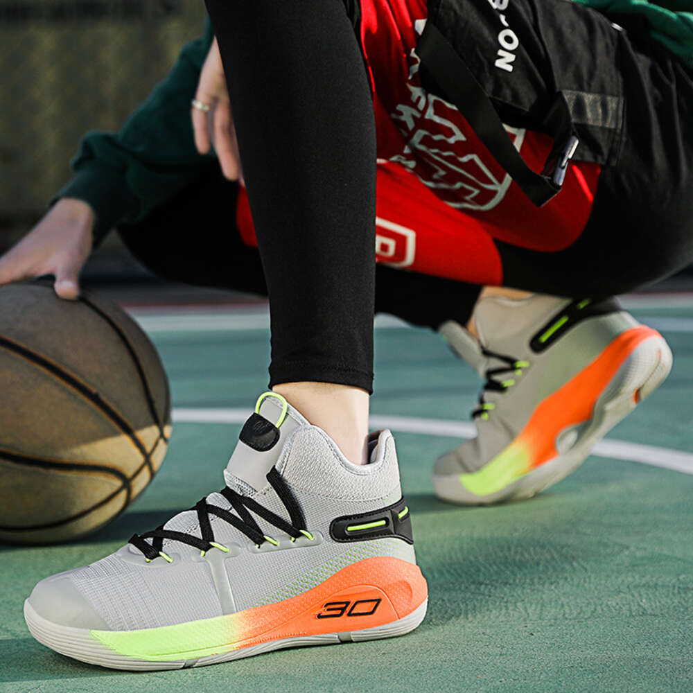 Best Sale Comfortable Summer Fashionable Men Sports Basketball Shoes