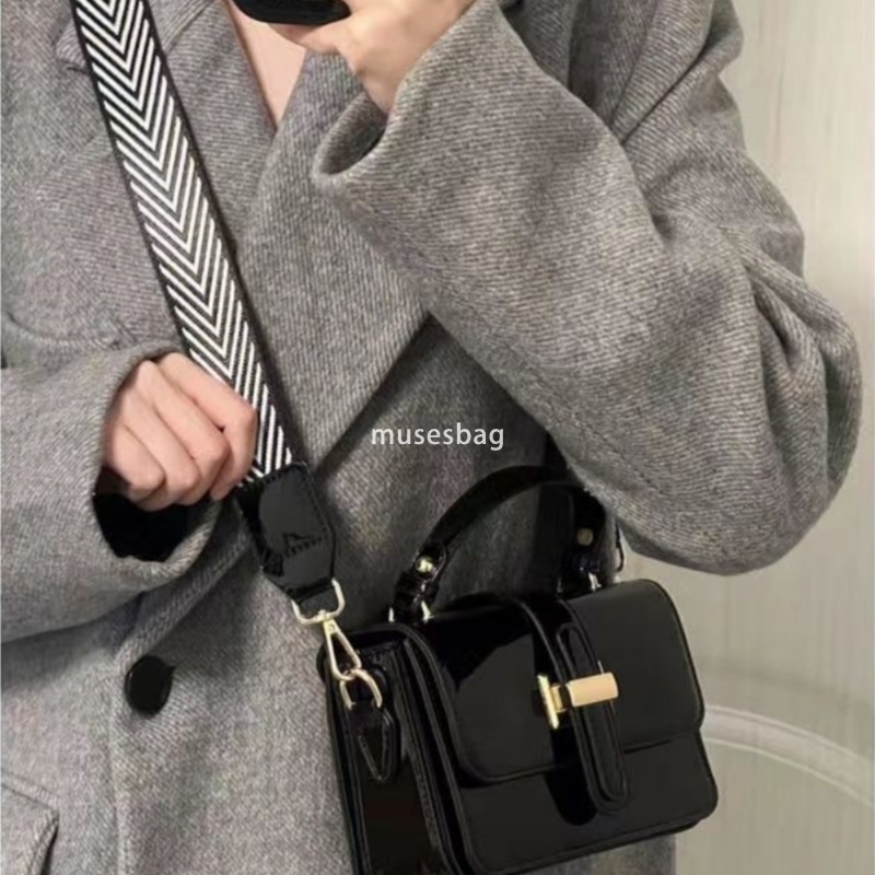 Internet celebrity women's bag stylish luxurious niche versatile portable small square bag high-end texture glossy single shoulder crossbody bag