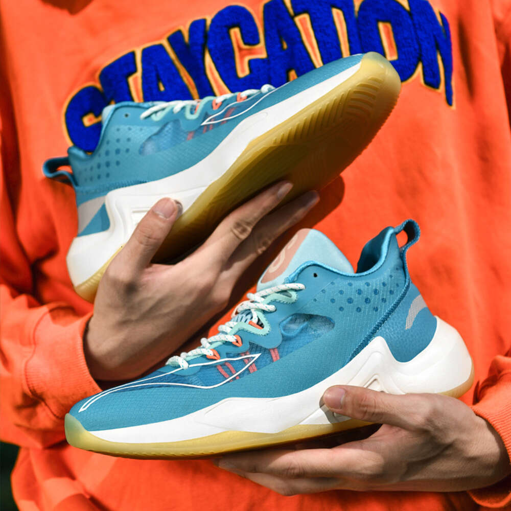 Non-slip Sneakers Men Outdoor Wearable Basketball Sports Shoes