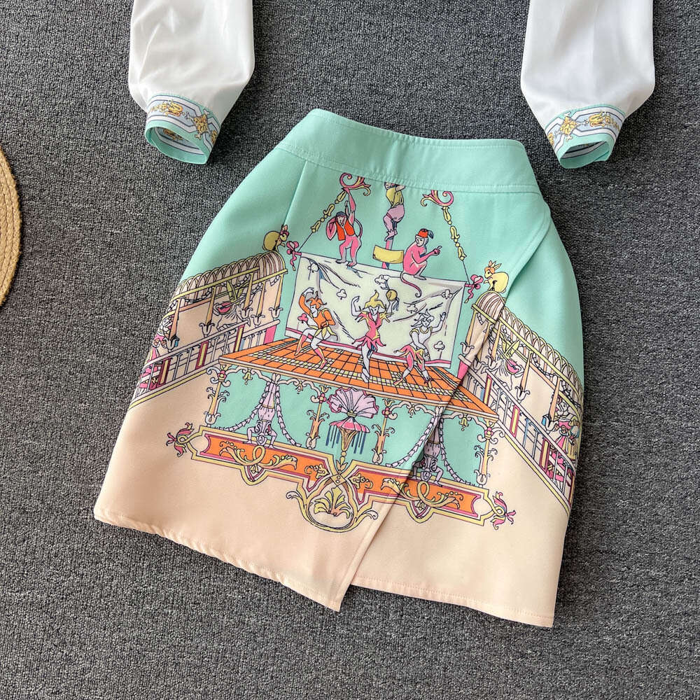 Spring Summer French Instagram Style Print Set Womens Pointed Neck Unique Shirt Hip Wrap Short Skirt Fashionable Two Piece Set