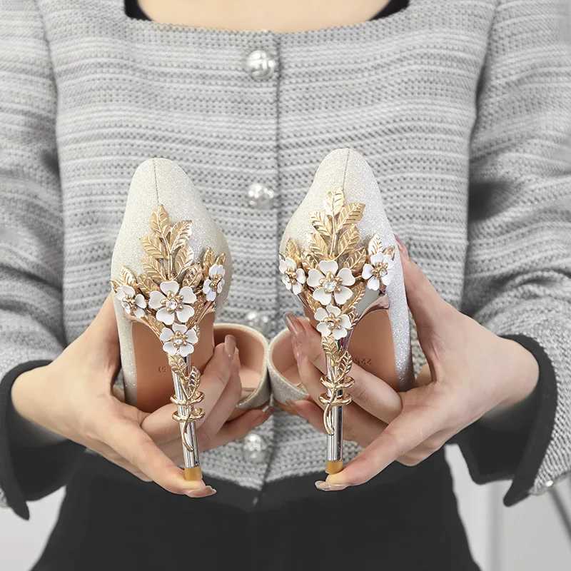 Bridal Slip Dress Shoes Hollow On Metal Heels Sexy Pump Bg Sandals Ladies Lace-Up Pointed Wedge Bride Slip-On Metalic CrossdrL