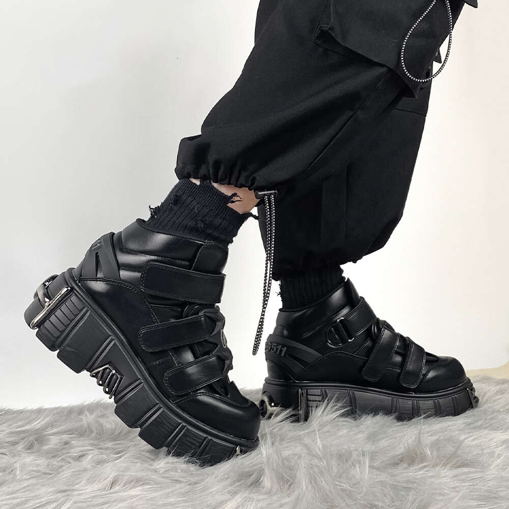 Retro Rock Boots Both Men And 2023 New Dark Punk Leather Metal Niche Low Top Platform Shoes For Women