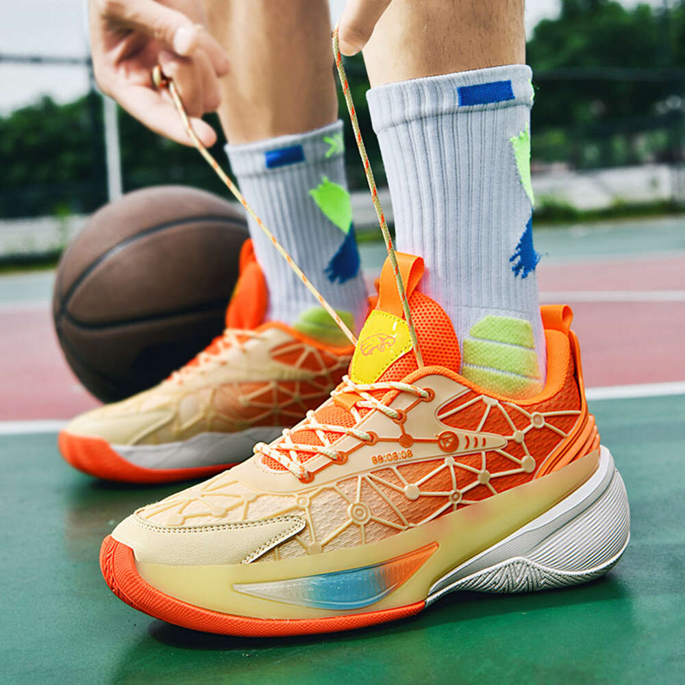 High Quality Men's Fashion Contrast Color Basketball Shoes Wear Resistant Non Slip Lace-up Sneakers