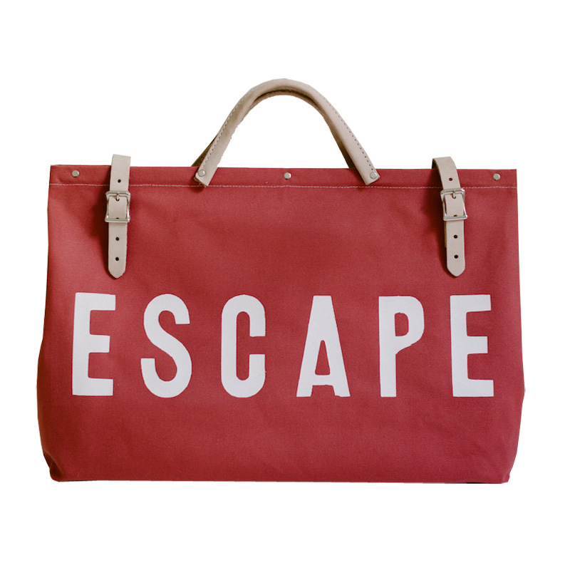 Stylish and Durable Pink Duffel Bag for Men's Travel with Leather Accents