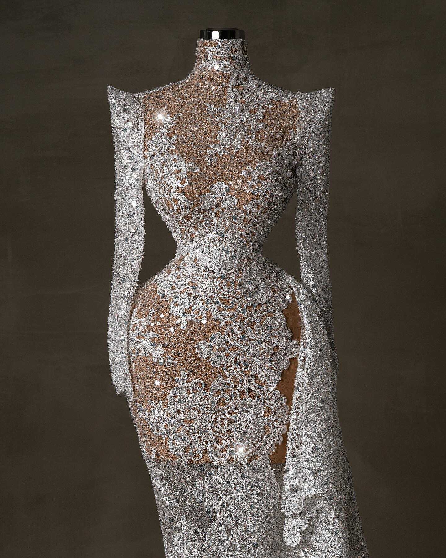 Fashion Mermaid Wedding Dresses Lace Appliques Sequins Beads Side Split High-Neck Court Gown Pleat Custom Made Plus Size Bridal Gown Vestidos De Novia