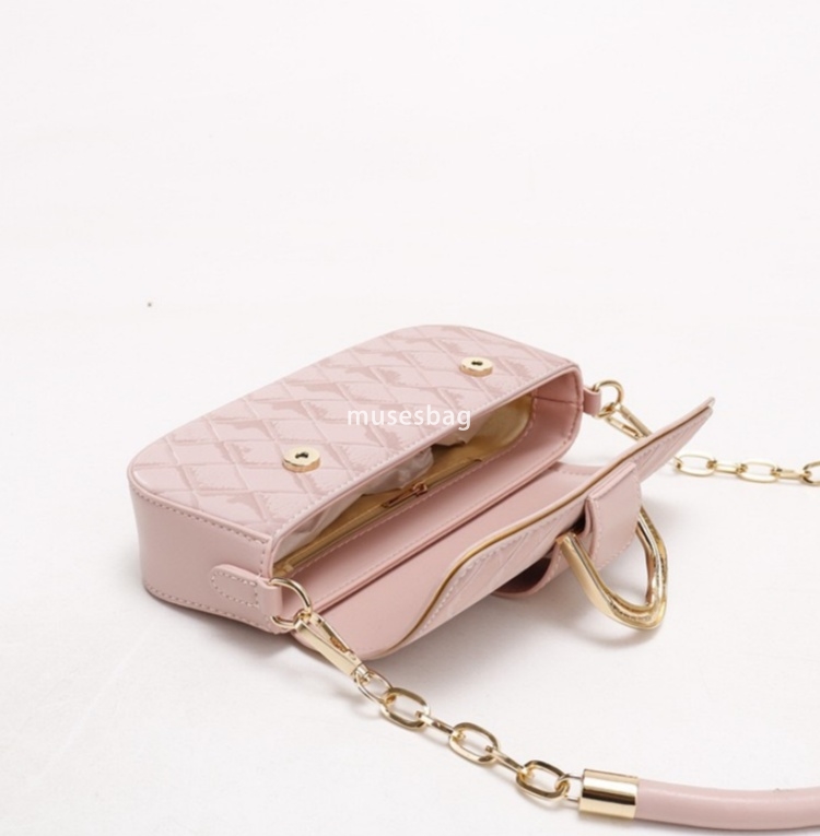 New high-end minimalist and stylish small square bag versatile diamond grid chain small bag underarm single shoulder crossbody bag, trendy