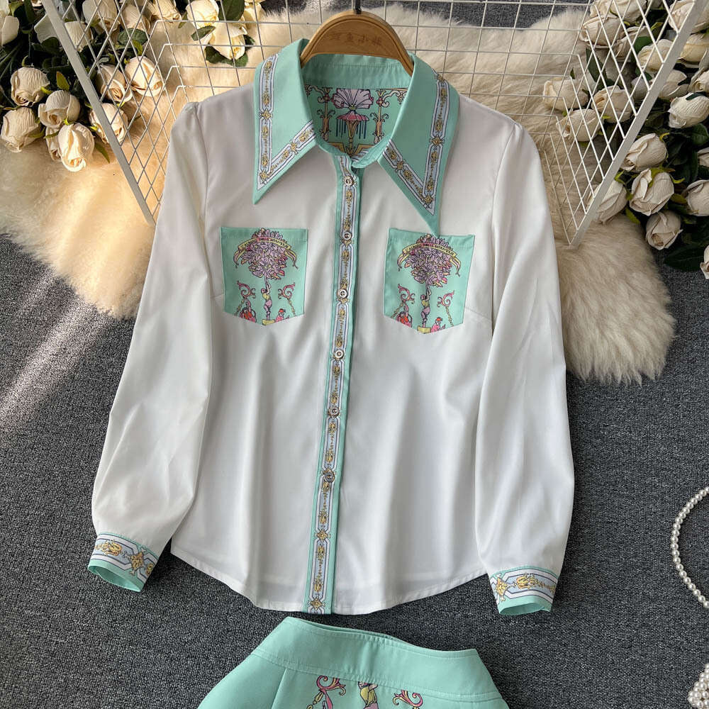 Spring Summer French Instagram Style Print Set Womens Pointed Neck Unique Shirt Hip Wrap Short Skirt Fashionable Two Piece Set