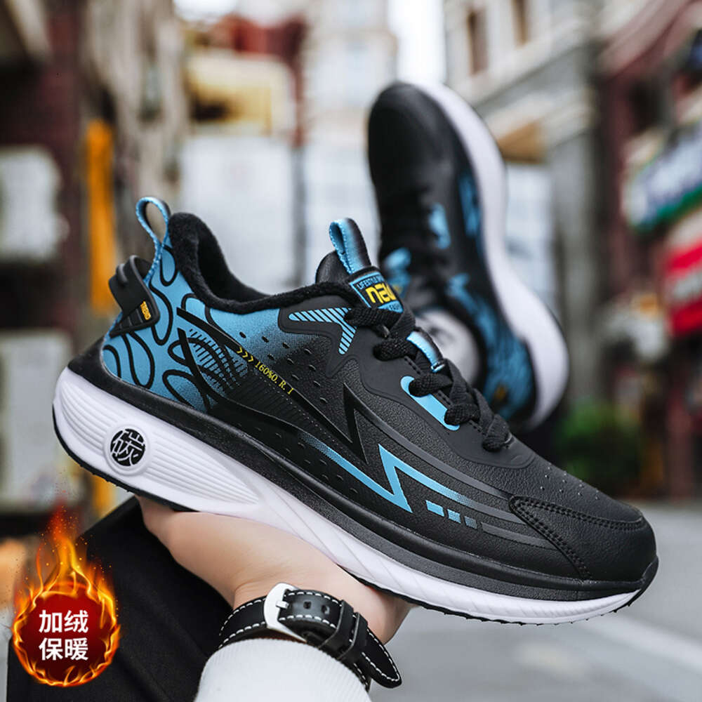 Wholesale high quality men's winter Winter plush cushion breathable Lightweight sports running shoes