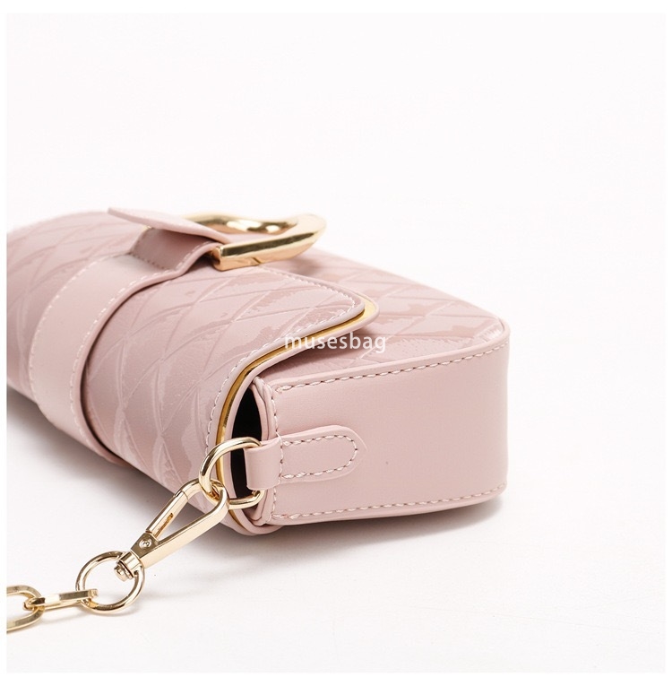 New high-end minimalist and stylish small square bag versatile diamond grid chain small bag underarm single shoulder crossbody bag, trendy