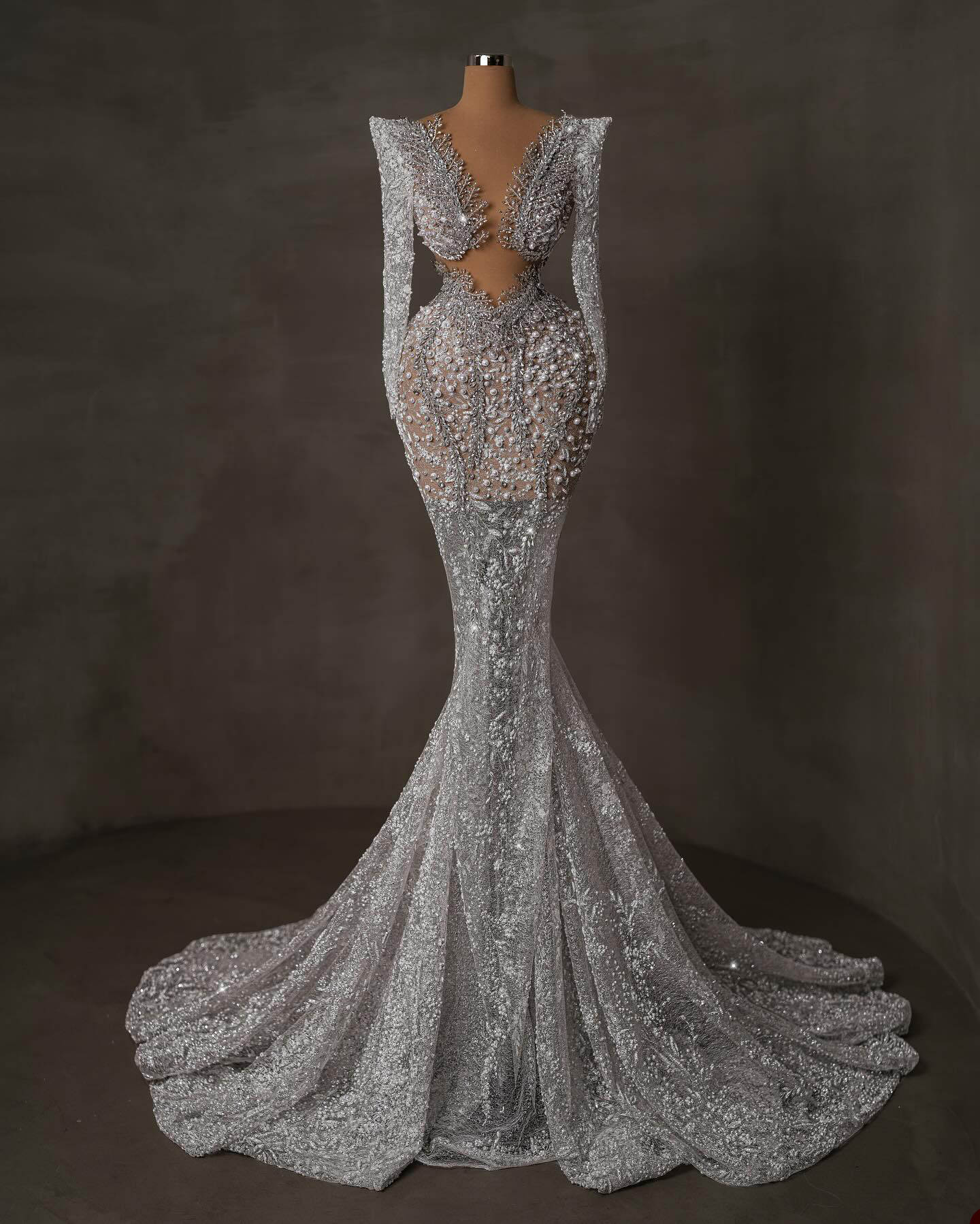 Exquisite Mermaid Wedding Dresses Beads Crystals Hollow Illusion Bodice Long Sleeves Backless Sweep Train Custom Made Plus Size Bridal Gown Vestidos D