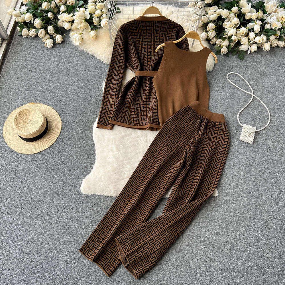 Western printed casual suit womens cape coat+V-neck bottoming sweater+wide leg trousers three piece set