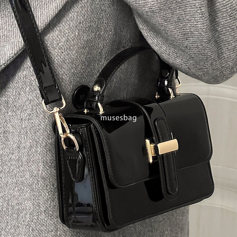 Internet celebrity women's bag stylish luxurious niche versatile portable small square bag high-end texture glossy single shoulder crossbody bag