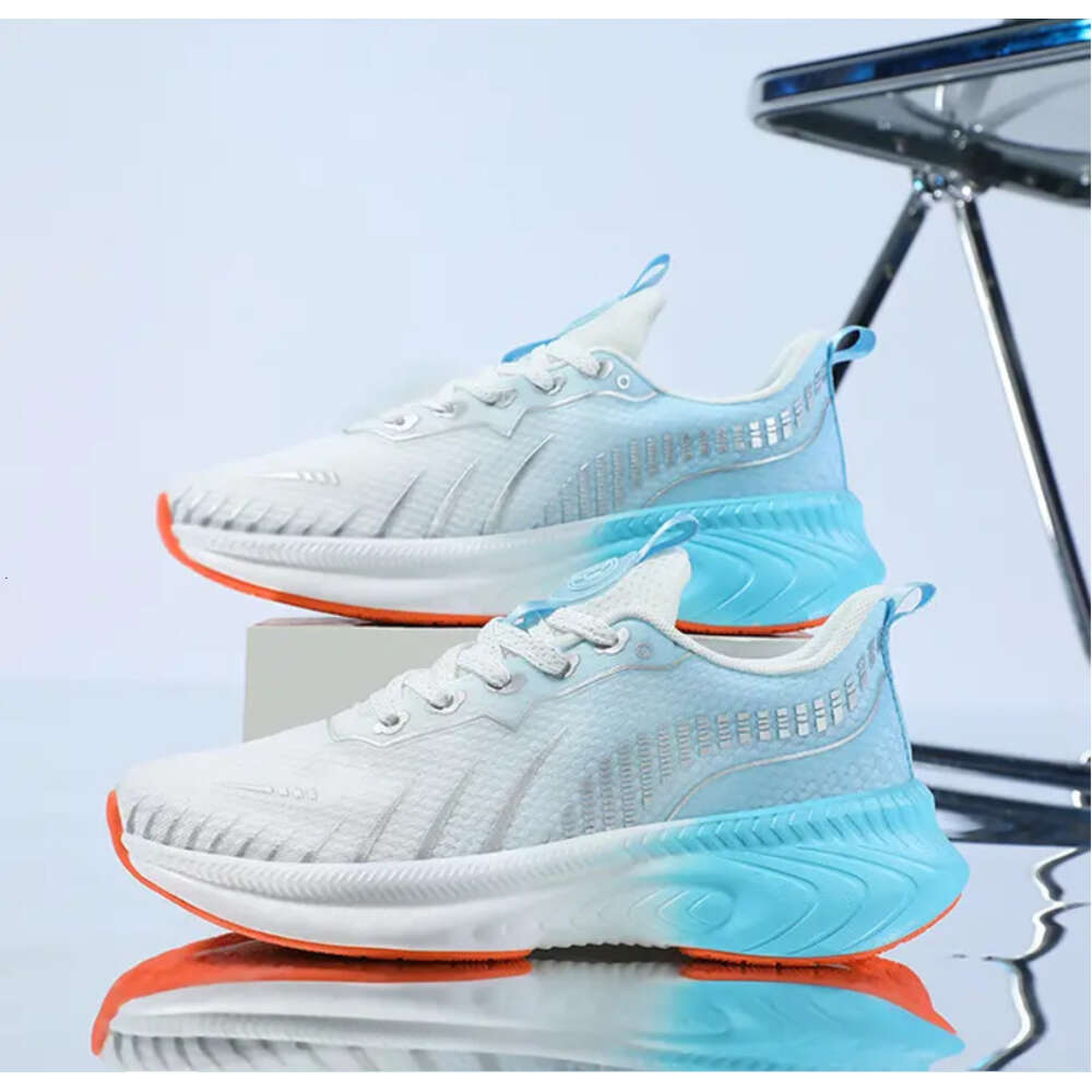 New Fashion Casual Sports Breathable Soft Sole High Elastic Men women Running Shoes