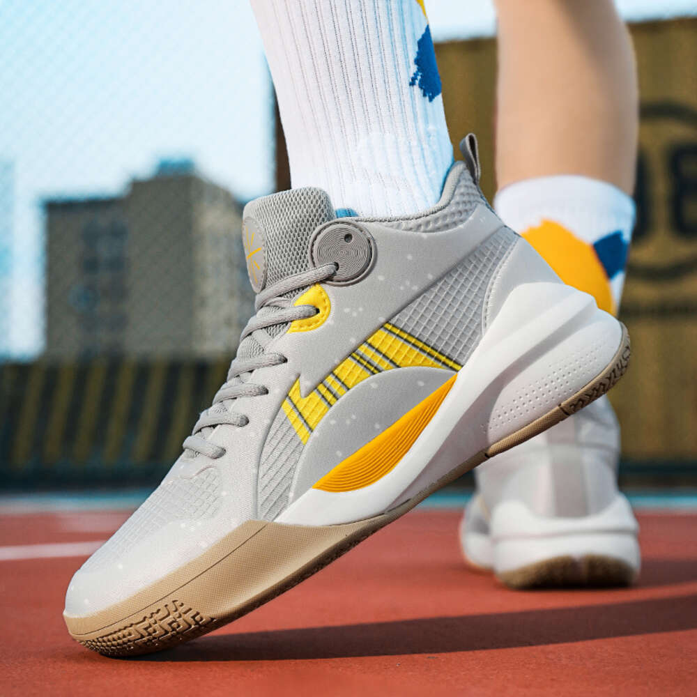 Fashion Wholesale High Upper Outdoor Basketball Shoes Men